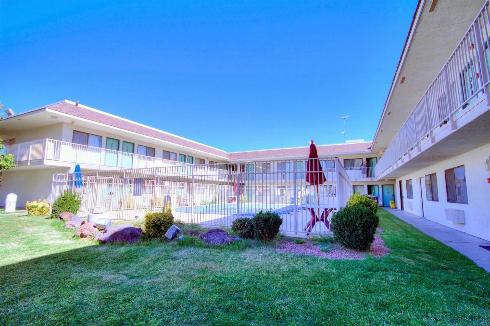 Rodeway Inn Las Cruces Eksteriør bilde